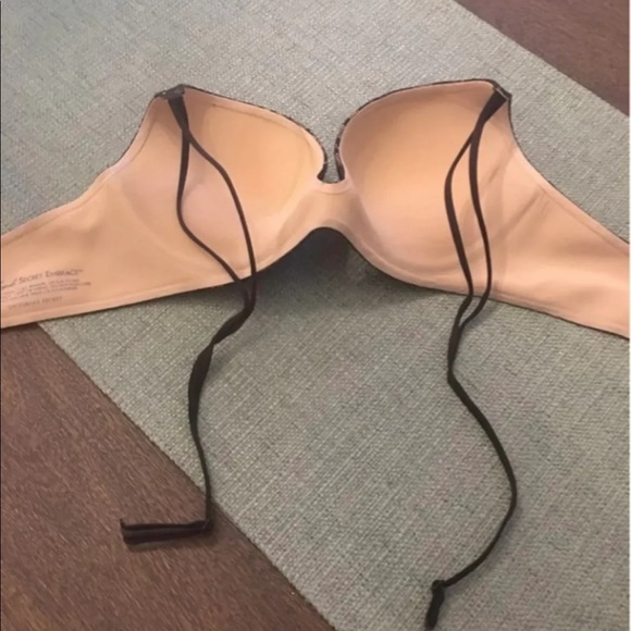 Victoria Secret Embrace 34c Bra - Picture 3 of 4